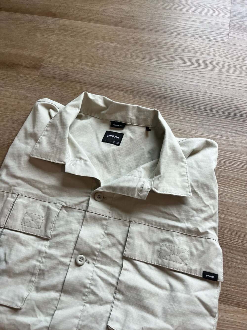 prAna, Relaxed Fit Hiking/Fishing Outdoorsy Short Sleeve,Military Style,Cream,L